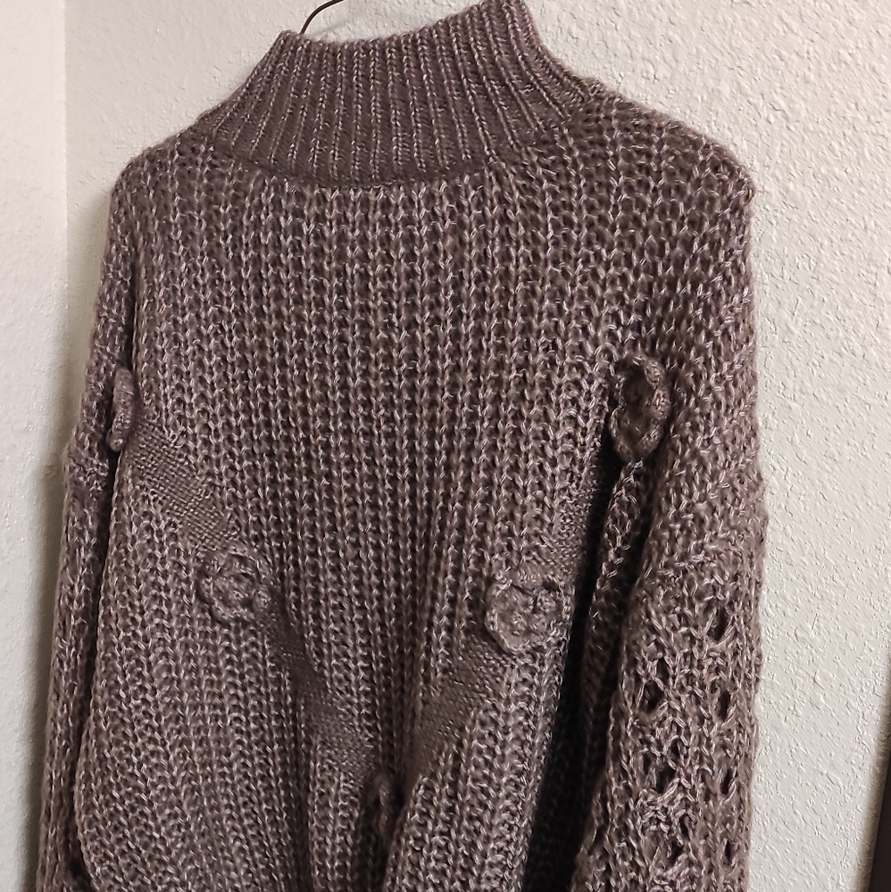 Crop sweater gray